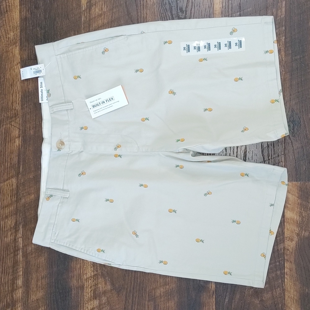 NEW Old Navy Shorts Size 36